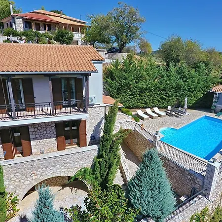 Kavalos Asprogerakata