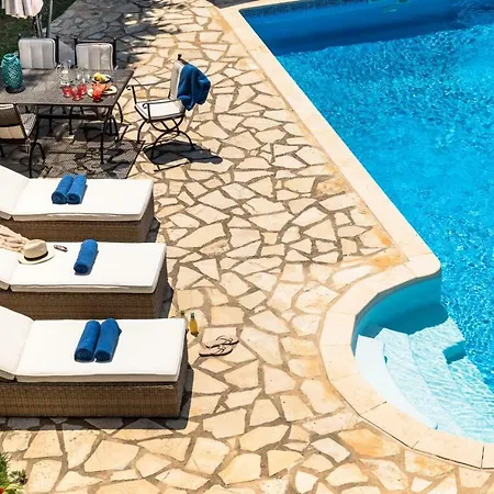 Kavalos *